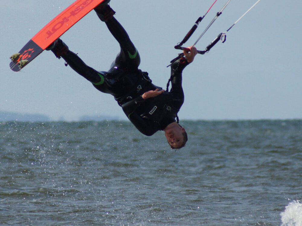 dominik-1500×750